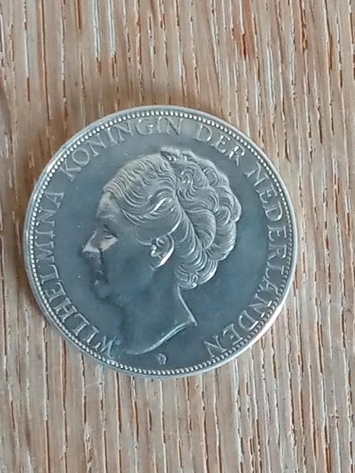 Zilveren Rijksdaalder 1933 Wilhelmina Grof Haar, Postzegels en Munten, Munten | Nederland, 2½ gulden, Koningin Wilhelmina, Zilver