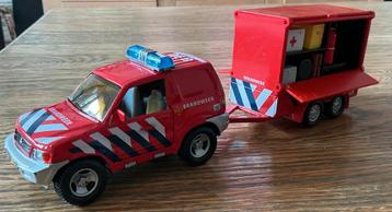 Mitsubishu Brandweerwagen en Blusmiddelen Aanhangwagen beschikbaar voor biedingen