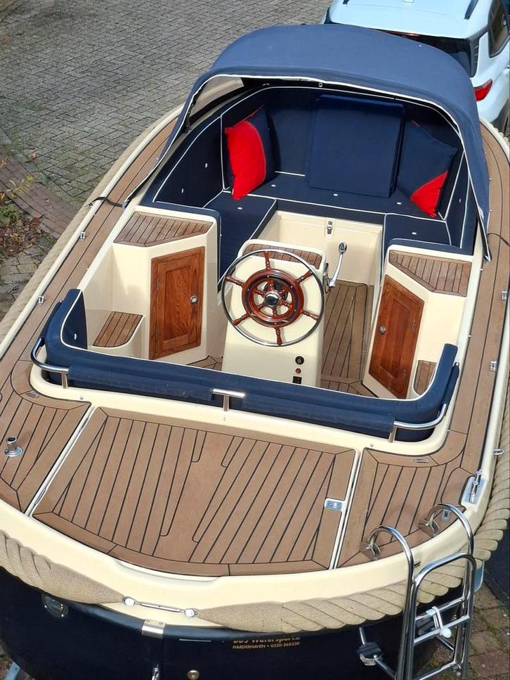 OudHuijzer 530 sloep - Zo goed als nieuw! Inc trailer 1350kg, Watersport en Boten, Motorboten en Motorjachten, Zo goed als nieuw