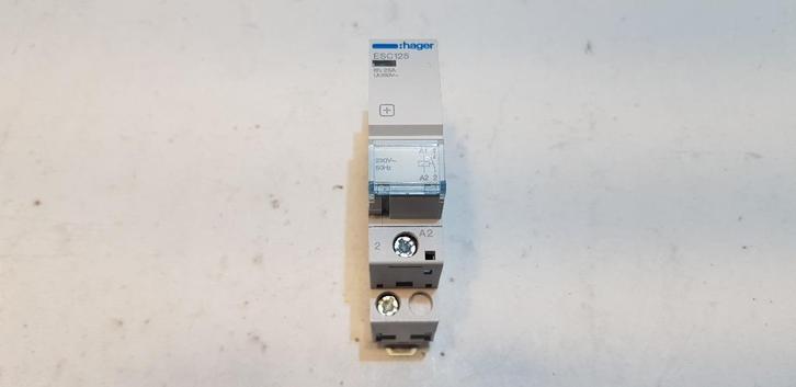 Hager Groepenkast Magneetschakelaar ESC125 25A (1x), Hobby en Vrije tijd, Elektronica-componenten, Gebruikt, Ophalen of Verzenden