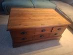 Teakhouten salontafel met wieltjes, Huis en Inrichting, Tafels | Salontafels, Gebruikt, 100 tot 150 cm, Vierkant, Minder dan 50 cm