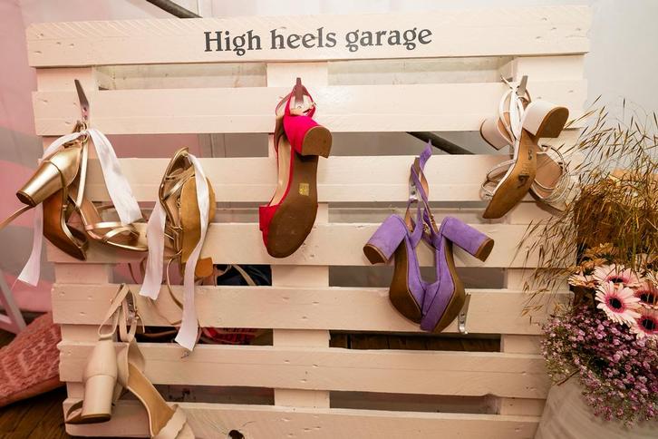 Diverse artikelen bruiloft, feesten, partijen, Huis en Inrichting, Woonaccessoires | Overige, Zo goed als nieuw, Ophalen