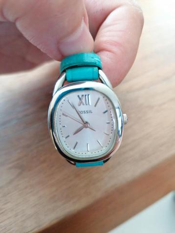 Fossil Dameshorloge Turquoise Leer beschikbaar voor biedingen