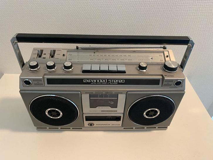 MAGNAVOX 506 Vintage Radio Cassettedeck, Audio, Tv en Foto, Radio's, Ophalen of Verzenden