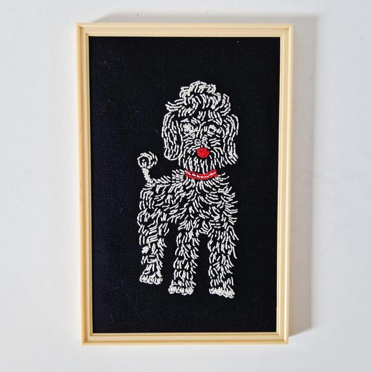 Fifties vintage lijstje borduursel Poedel hond schilderijtje, Verzamelen, Retro, Huis en Inrichting, Ophalen of Verzenden
