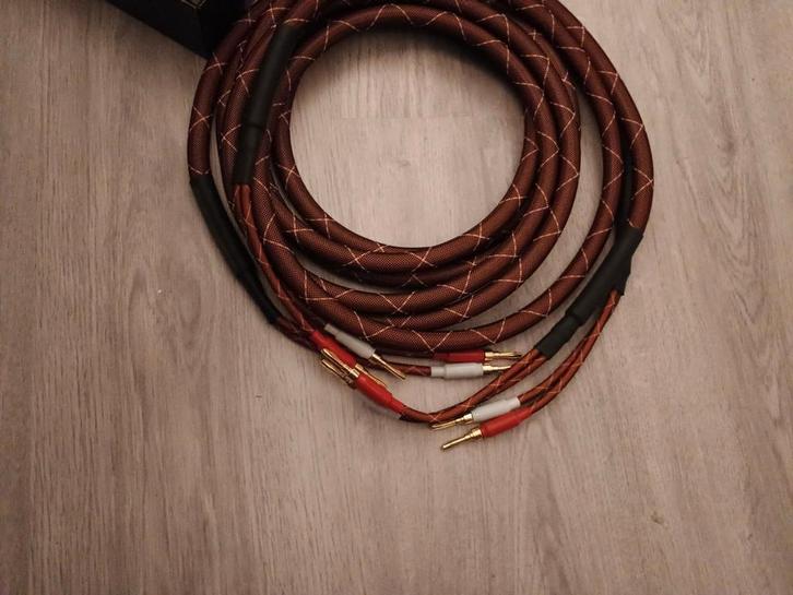 Krüger&Matz Audiokabel - Nieuwstaat!, Audio, Tv en Foto, Audiokabels en Televisiekabels, Zo goed als nieuw, Luidsprekerkabel, 2 tot 5 meter