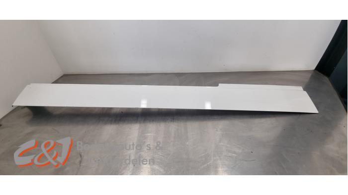 Schuifdeur Rail rechts van een Volkswagen Transporter, Auto-onderdelen, Carrosserie en Plaatwerk, Volkswagen, Gebruikt, 3 maanden garantie