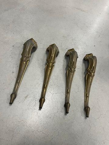 Antieke Messing Meubelpoten - Set van 4 beschikbaar voor biedingen