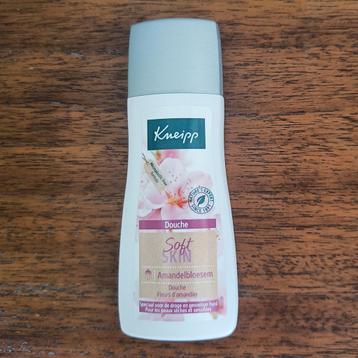 'Soft Skin - Amandelbloesem' douchegel van 'Kneipp' beschikbaar voor biedingen