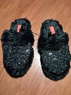 Sloffen / pantoffels zwart maat 40 nieuw, Zwart, Nieuw, Ophalen of Verzenden, Pantoffels of Sloffen