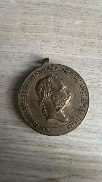 Medaille beschikbaar voor biedingen