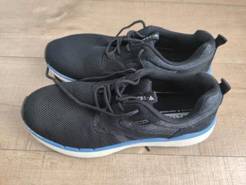 Sportschoenen - maat 43 - ZGAN beschikbaar voor biedingen