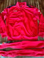 Rood Hummel trainingsjack in maat S. ZGAN, Ophalen of Verzenden, Zo goed als nieuw, Voetbal, Rood