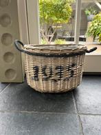 Rieten opbergmand/Plantenpot met 1935, Tuin en Terras, Bloempotten, Overige materialen, Gebruikt, 40 cm of meer, Binnen