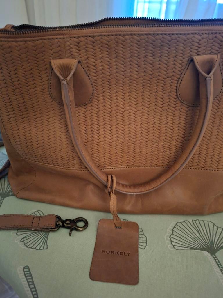 Tas BURKELY GROTE 3 GROTE vakken 2 kleine. Echt leer 90 euro, Ophalen of Verzenden, Nieuw, Bruin