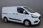 Ford Transit Custom 340 125PK EcoB. L1H1 PHEV Trend Winter-p, Auto's, Bestelauto's, Gebruikt, Euro 6, 2102 kg, Wit