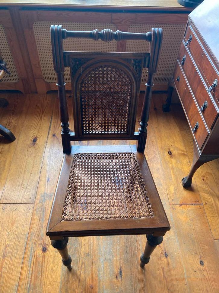 Antieke Eetkamerstoel, Antiek en Kunst, Antiek | Meubels | Stoelen en Banken, Ophalen