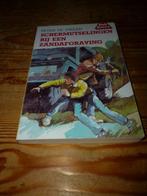 Bob Evers nr. 40  Schermutselingen bij een zandafgraving, Ophalen of Verzenden, Gelezen, Peter de Zwaan