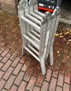 Altrex ladder - Opvouwbaar, Doe-het-zelf en Verbouw, Ladders en Trappen, Gebruikt, Ophalen of Verzenden, Ladder, Opvouwbaar of Inschuifbaar