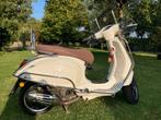Mooie Vespa Sprint / Wit / najaar 2023, Fietsen en Brommers, Scooters | Vespa, Ophalen, Overige modellen, Zo goed als nieuw, Benzine