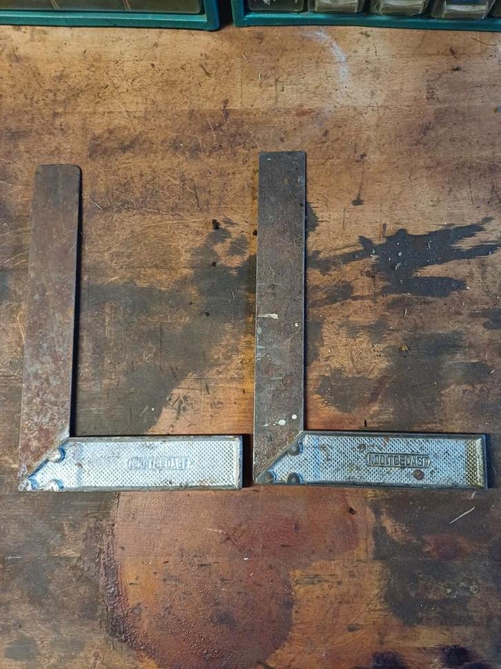 Twee oude winkelhaken Nooitgedagt, Doe-het-zelf en Verbouw, Gereedschap | Handgereedschap, Gebruikt, Ophalen of Verzenden