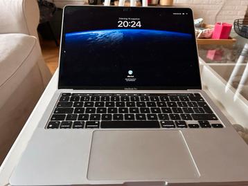 MacBook Pro M1 13” 2020 beschikbaar voor biedingen