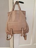 Nieuwe bruine leren Italiaanse schouder/rugtas., Sieraden, Tassen en Uiterlijk, Tassen | Damestassen, Ophalen of Verzenden, Nieuw