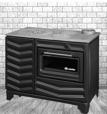 Houtkachel met oven  beschikbaar voor biedingen
