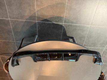 Nieuwe Originele R Diffuser voor de Volkswagen Golf 8 beschikbaar voor biedingen