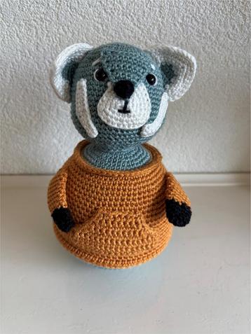 Gehaakte Tuimelaar Wasbeer beschikbaar voor biedingen