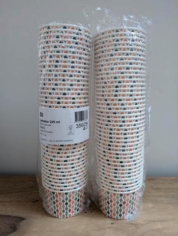 Ijsbekers/bakjes beschikbaar voor biedingen