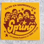 vierkante gele vintage sticker dans en showorkest Spring, Verzamelen, Overige typen, Ophalen of Verzenden, Zo goed als nieuw