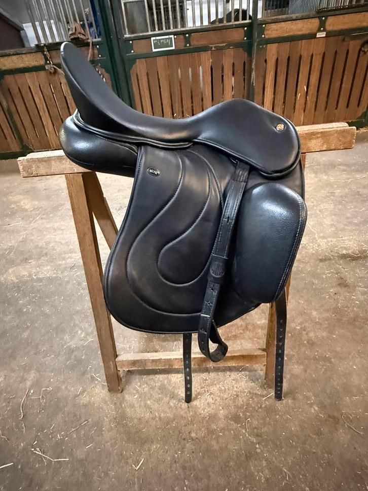 WOW zadel Wow saddle dressuur, Dieren en Toebehoren, Paarden en Pony's | Zadels, Zo goed als nieuw, Dressuur, Ophalen