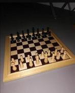 Houten schaakbord met houten stukken, Hobby en Vrije tijd, Schaken, Minder dan 500 stukjes, Ophalen of Verzenden, Zo goed als nieuw