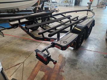 USA custom 2700 NL kenteken - boottrailer bj 2024 beschikbaar voor biedingen
