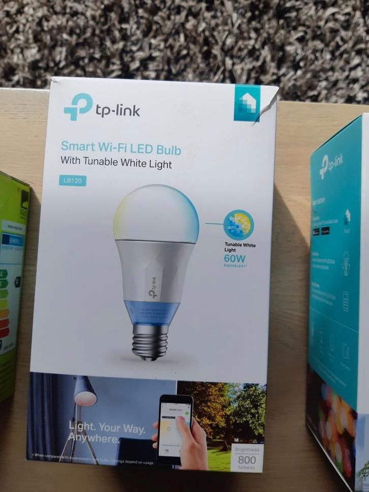 TP-Link smart wifi LED lamp E27 dimbaar wit - warm wit, Huis en Inrichting, Lampen | Losse lampen, Nieuw, Led-lamp, Minder dan 30 watt