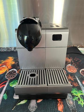 Delonghi Nespresso Koffieapparaat EN520.S beschikbaar voor biedingen