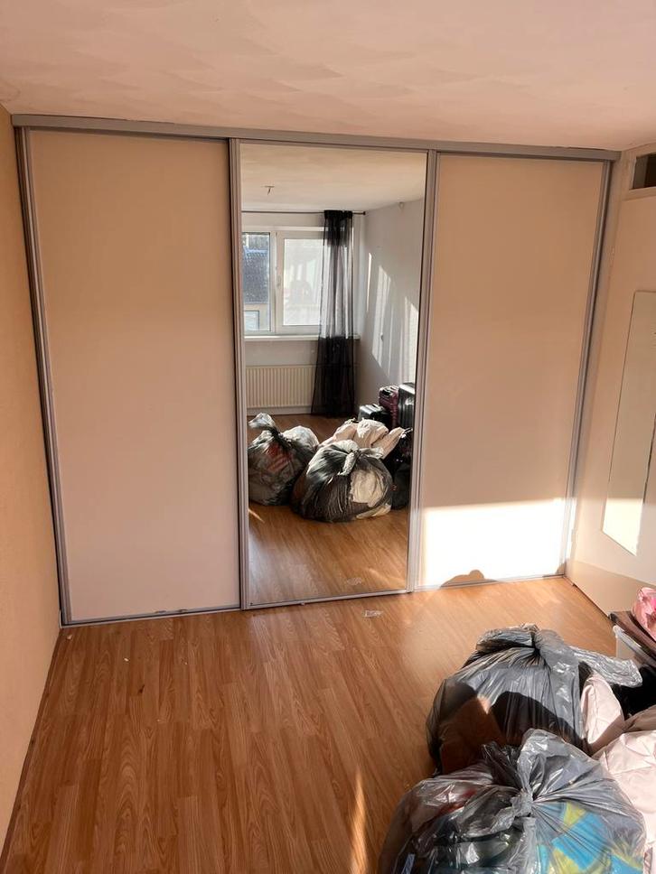 Grote Inbouwkast - 2,3m hoog, 3m breed, Huis en Inrichting, Kasten | Kledingkasten, Gebruikt, 200 cm of meer, 50 tot 75 cm, Met deur(en)