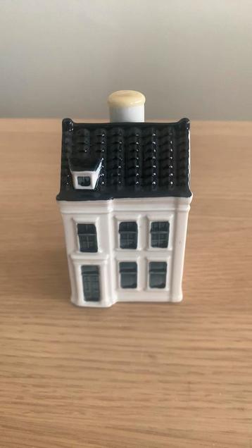 KLM huisje 98 beschikbaar voor biedingen