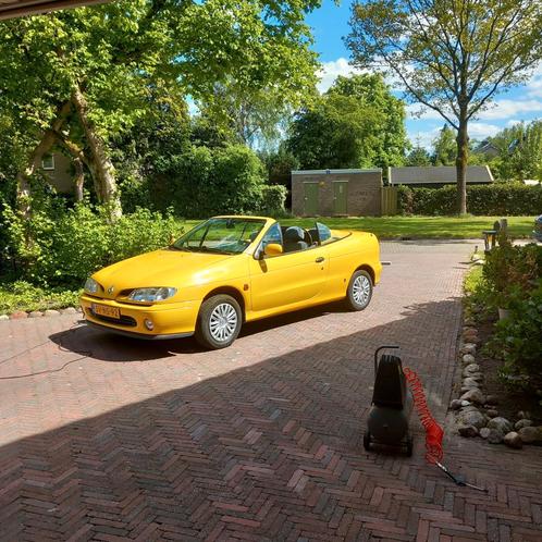 Renault Mégane 2.0 Cabriolet 1998, Auto's, Renault, Particulier, Mégane, Airbags, Centrale vergrendeling, Elektrische buitenspiegels