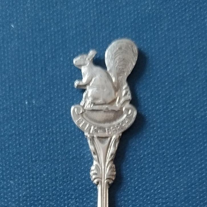 verzilverd lepeltje Beek-Bergh (JS Zn), Eekhoorn, Antiek en Kunst, Antiek | Bestek, Ophalen of Verzenden