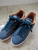 Donk blauwe Adidas herenschoenen us maat 9,5, Ophalen of Verzenden, Zo goed als nieuw, Jongen of Meisje
