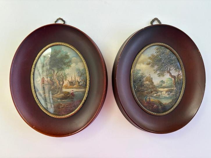 OVALE LIJSTEN MET SCHILDERIJEN EN BOL GLAS, Antiek en Kunst, Kunst | Schilderijen | Klassiek, Ophalen of Verzenden