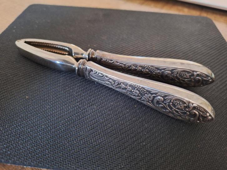 notenkraker H. Hooijkaas verzilverd HH90, Antiek en Kunst, Antiek | Goud en Zilver, Zilver, Ophalen of Verzenden