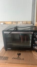 Kleine (camping) oven Mestic, Witgoed en Apparatuur, Ovens, Ophalen of Verzenden, Zo goed als nieuw, Minder dan 45 cm