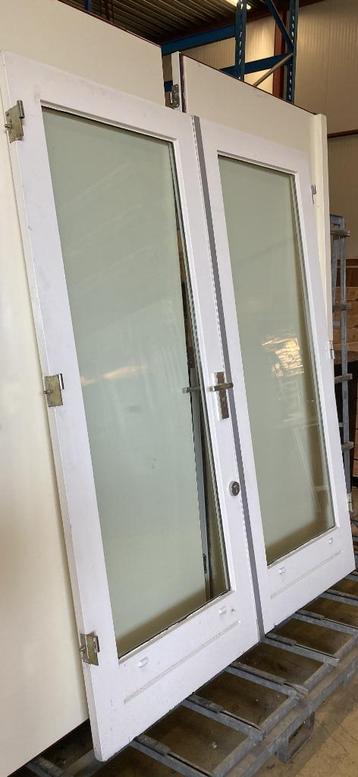 Hardhouten buitendeuren  177.6 br x 211.2 hoog + thermopane beschikbaar voor biedingen