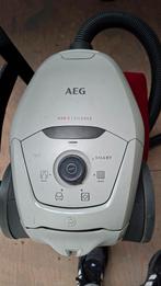 Stofzuiger AEG VX8.2 silence, Witgoed en Apparatuur, Stofzuigers, Ophalen of Verzenden, Minder dan 1200 watt, Stofzuiger