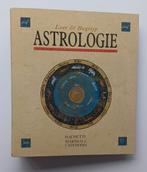 Astrologie en de Voorspellingskunsten - Hachette, Boeken, Achtergrond en Informatie, Astrologie, Ophalen of Verzenden, Zo goed als nieuw