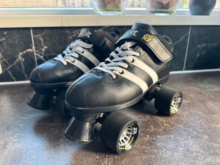 Riedell volt rolschaatsen skates 2 tot 3 keer gebruikt, Sport en Fitness, Skeelers, Zo goed als nieuw, Overige typen, Ophalen of Verzenden