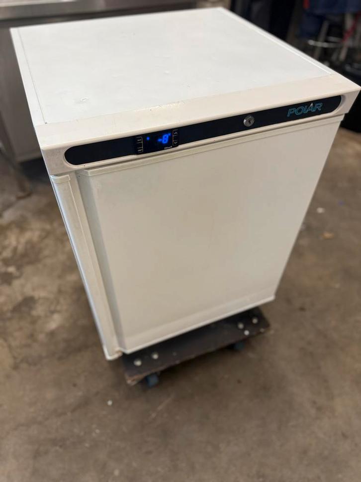 Polar Horeca vrieskast wit digital thermostaat goedstaat, Witgoed en Apparatuur, Vriezers en Diepvrieskisten, Gebruikt, Vrijstaand